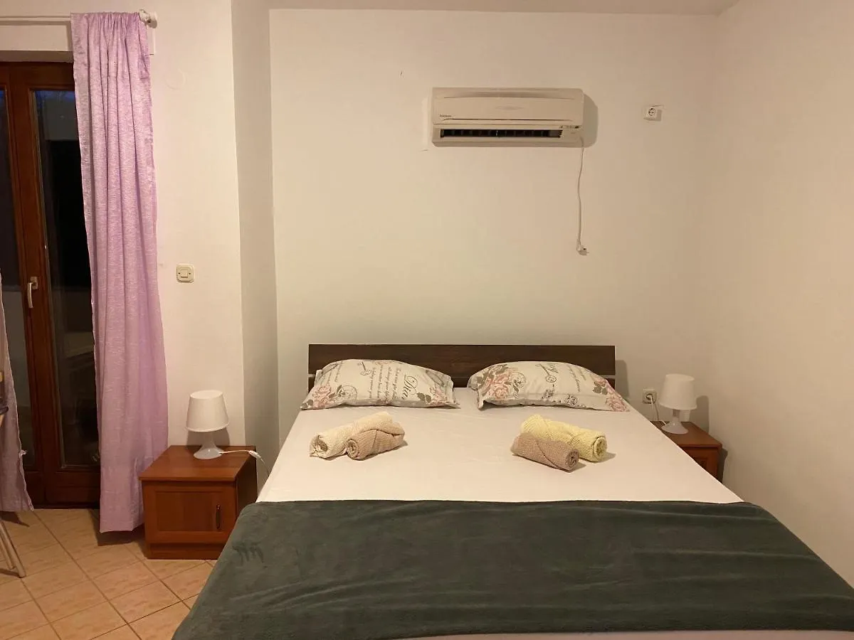 Apartment Malinska City Center Room For 2